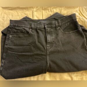 Calvin Klein Jeans Women’s Dark Gray Relaxed Fit.